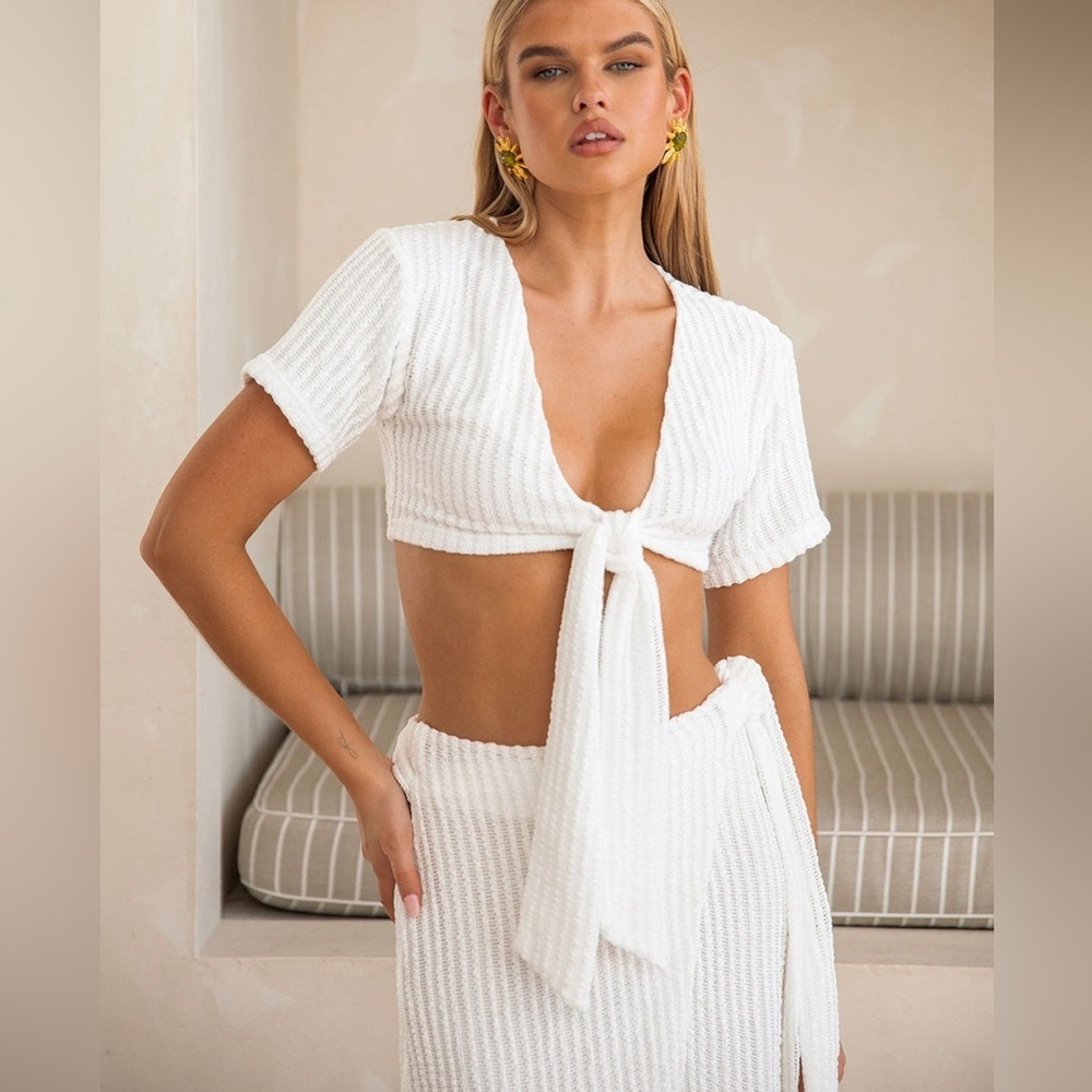☁️ SABO Florence White Ribbed Knit Knot Front Wrap Top Wrap Maxi Skirt Set - Picture 4 of 16